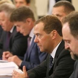 В августе премьер-министр Дмитрий МЕДВЕДЕВ провел встречу с руководителями предприятий рыбной отрасли Дальнего Востока. Фото пресс-службы Правительства РФ
