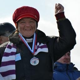 Людмила ДИМЕРДЖИ – единственная женщина, которая в 2013 г. приняла участие в «рыбацком биатлоне» наравне с мужчинами и заняла второе место. Фото РИА «Сахалин и Курилы»