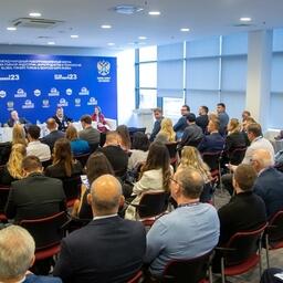 Программу по продвижению российского минтая представили на Международном рыбопромышленном форуме в Санкт-Петербурге